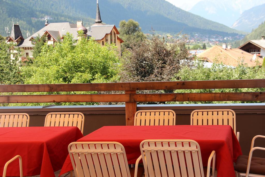 Alpenhotel Oetz Exterior foto